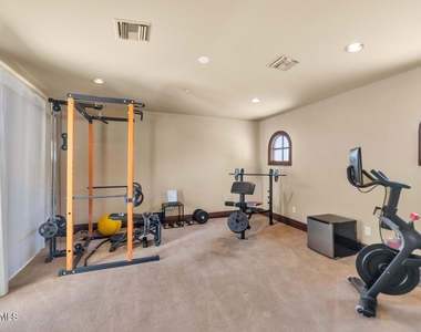 6730 E Sunnyvale Road - Photo Thumbnail 30
