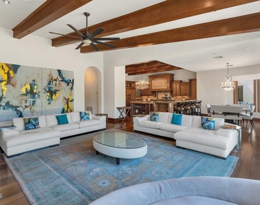 6730 E Sunnyvale Road - Photo Thumbnail 6