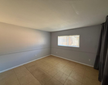 126 W Loma Vista Drive - Photo Thumbnail 9
