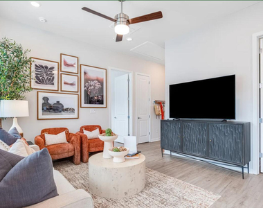 4550 S 67th Avenue - Photo Thumbnail 1