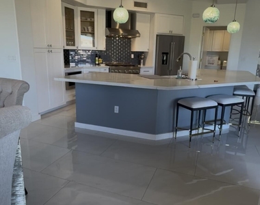 10222 E Southwind Lane - Photo Thumbnail 8