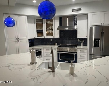 10222 E Southwind Lane - Photo Thumbnail 2