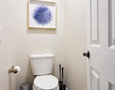 20619 N 16th Way - Photo Thumbnail 31
