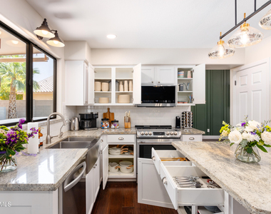 20619 N 16th Way - Photo Thumbnail 18