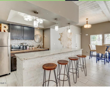 6505 E Osborn Road - Photo Thumbnail 8