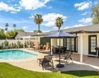 8315 E Devonshire Avenue - Photo Thumbnail 22
