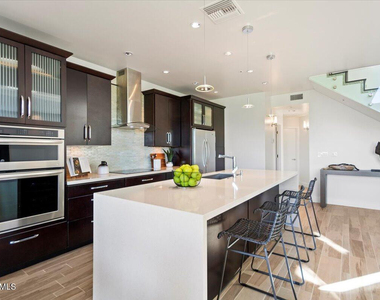7222 E Gainey Ranch Road - Photo Thumbnail 16