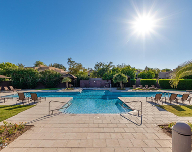 7222 E Gainey Ranch Road - Photo Thumbnail 6
