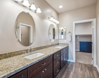 6145 E Cave Creek Road - Photo Thumbnail 16