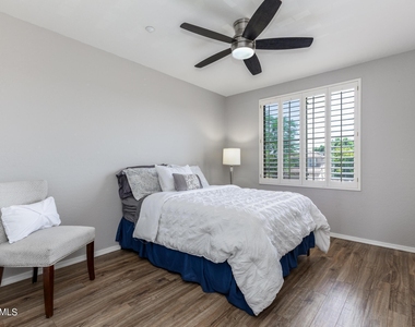 10458 E Karen Drive - Photo Thumbnail 27