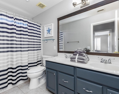 10458 E Karen Drive - Photo Thumbnail 5