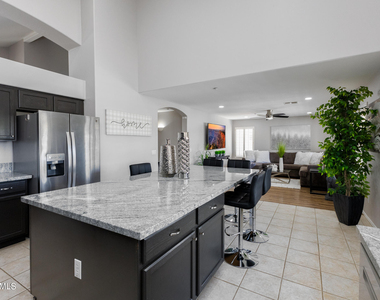 10458 E Karen Drive - Photo Thumbnail 38