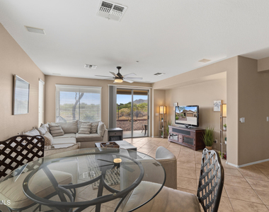41112 N Prestancia Drive - Photo Thumbnail 8