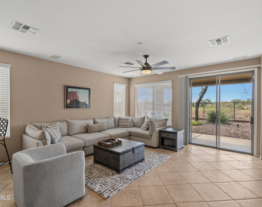 41112 N Prestancia Drive - Photo Thumbnail 10