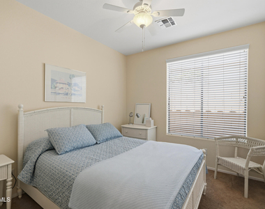 41112 N Prestancia Drive - Photo Thumbnail 18