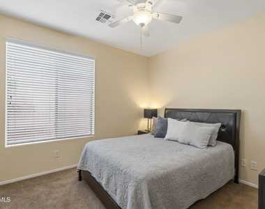 41112 N Prestancia Drive - Photo Thumbnail 19