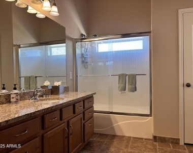 22499 N Dietz Drive - Photo Thumbnail 15