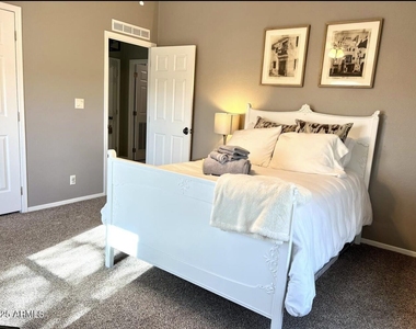 5824 E Montgomery Road - Photo Thumbnail 44