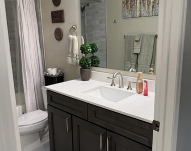 5824 E Montgomery Road - Photo Thumbnail 40