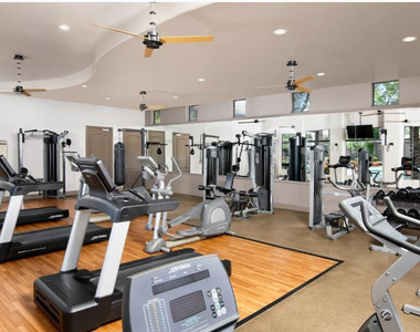 7850 W Mcdowell Road - Photo Thumbnail 9