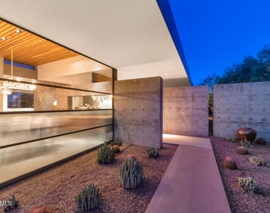 4446 E Mockingbird Lane - Photo Thumbnail 1