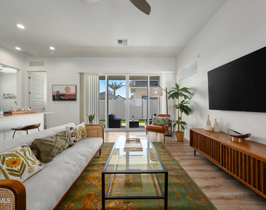 15601 W Cactus Road - Photo Thumbnail 3