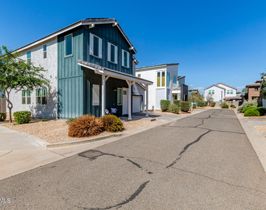 371 N 157th Lane - Photo Thumbnail 1