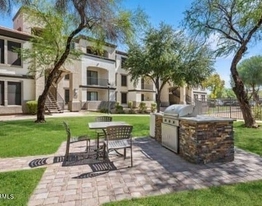 15801 S 48th Street - Photo Thumbnail 1