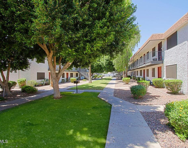 1248 S Vineyard - Photo Thumbnail 9