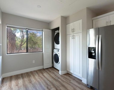 15252 N 100th Street - Photo Thumbnail 6