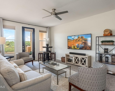 28990 N White Feather Lane - Photo Thumbnail 18