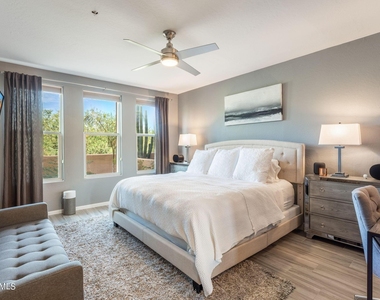 28990 N White Feather Lane - Photo Thumbnail 14