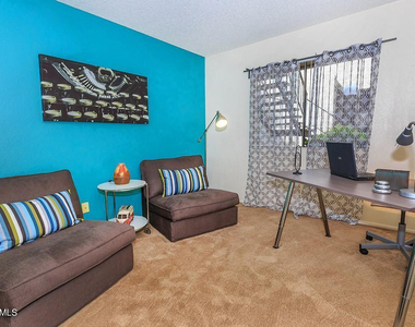 3040 E Shea Boulevard - Photo Thumbnail 6