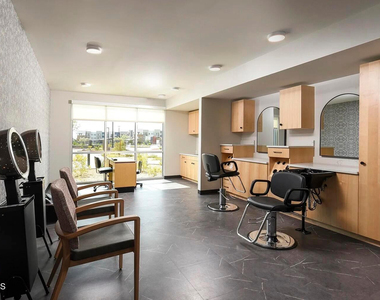 16985 W Van Buren Street - Photo Thumbnail 10