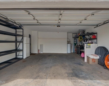 7634 N Via De Manana - Photo Thumbnail 38