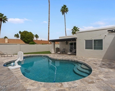 7634 N Via De Manana - Photo Thumbnail 34