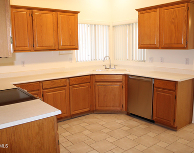14543 W Bison Path - Photo Thumbnail 7