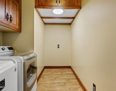 3123 E Cat Balue Drive - Photo Thumbnail 26
