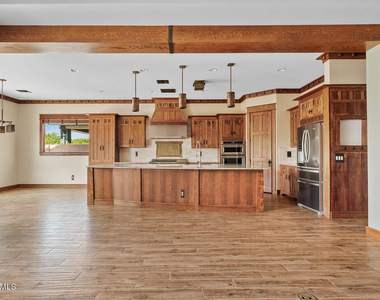 3123 E Cat Balue Drive - Photo Thumbnail 10