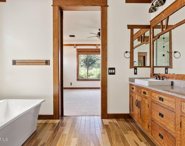 3123 E Cat Balue Drive - Photo Thumbnail 17