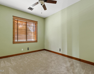 3123 E Cat Balue Drive - Photo Thumbnail 30