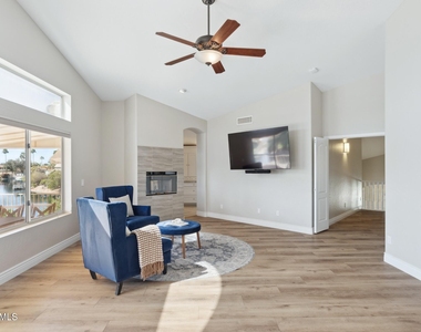 1321 W Shellfish Drive - Photo Thumbnail 12