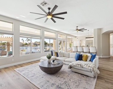 1321 W Shellfish Drive - Photo Thumbnail 9