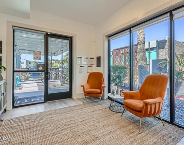 1645 E Thomas Road - Photo Thumbnail 13