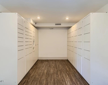 1645 E Thomas Road - Photo Thumbnail 13