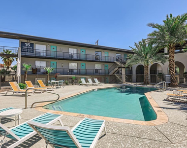 1645 E Thomas Road - Photo Thumbnail 27