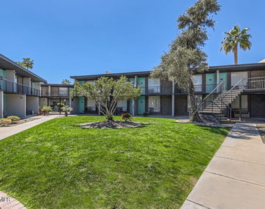 1645 E Thomas Road - Photo Thumbnail 15