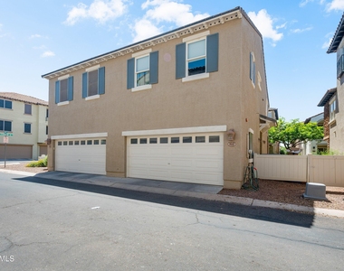 3647 E Horace Drive - Photo Thumbnail 44