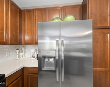 3647 E Horace Drive - Photo Thumbnail 35