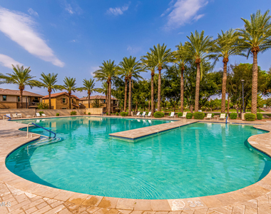 3647 E Horace Drive - Photo Thumbnail 2